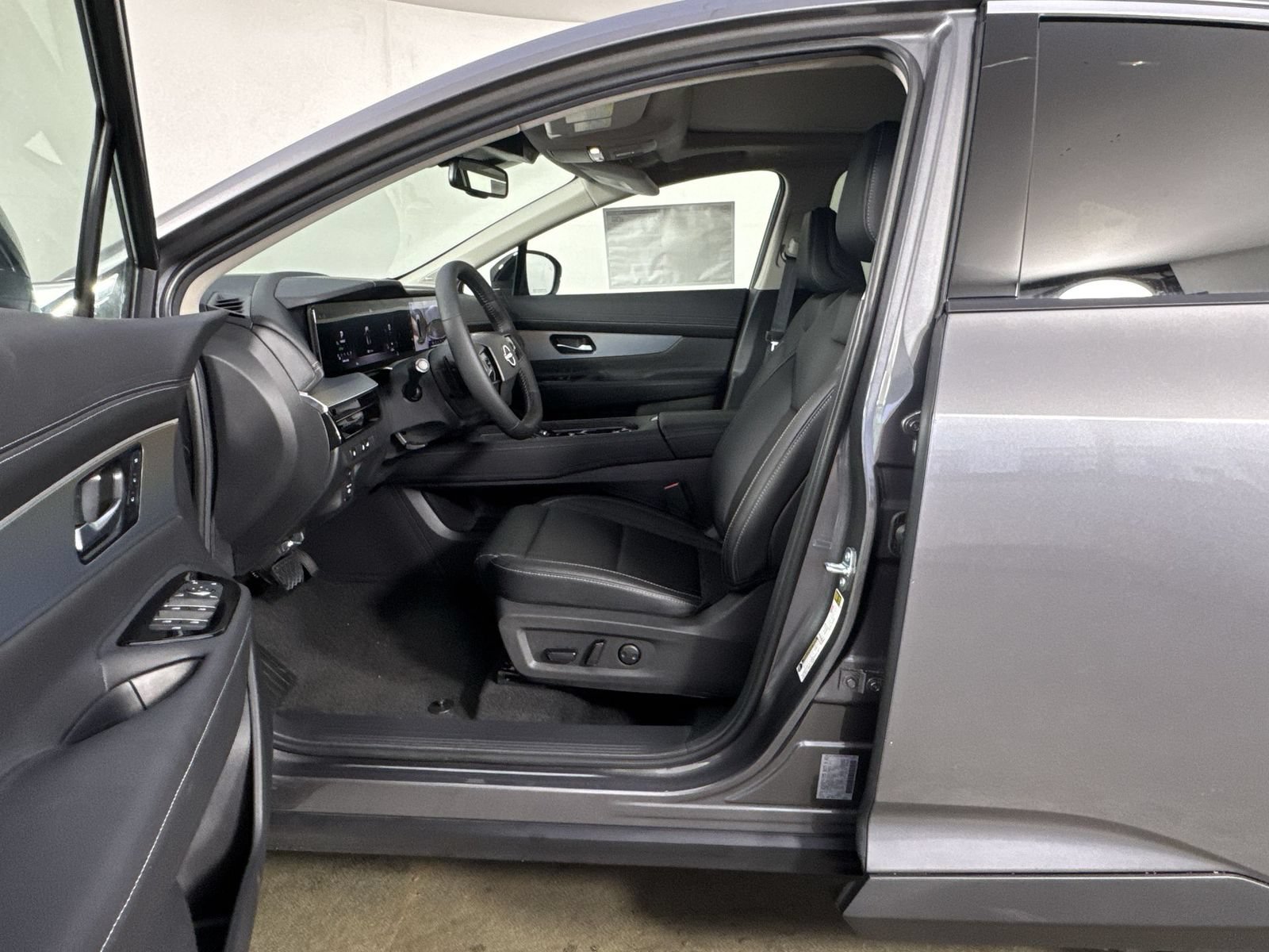 Used 2025 Nissan Murano SL w/ Cargo Package AWD/4WD image 5