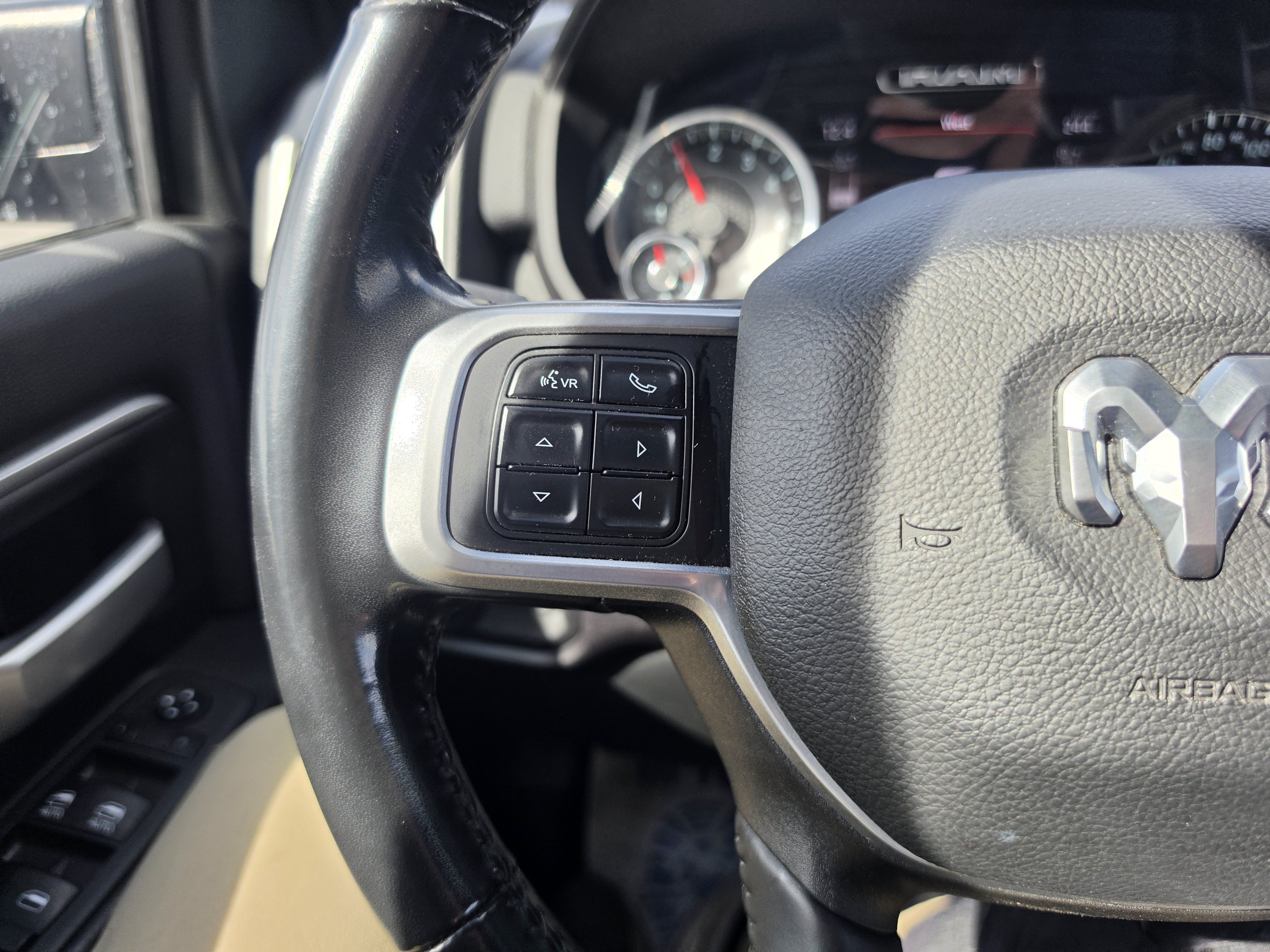Used 2022 RAM 2500 Big Horn w/ Night Edition AWD/4WD image 19