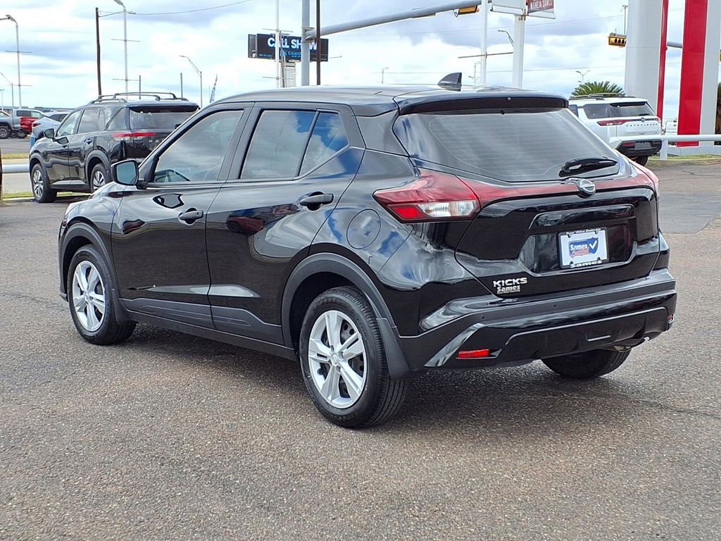 Used 2024 Nissan Kicks S w/ Interior Electronics Package image 5