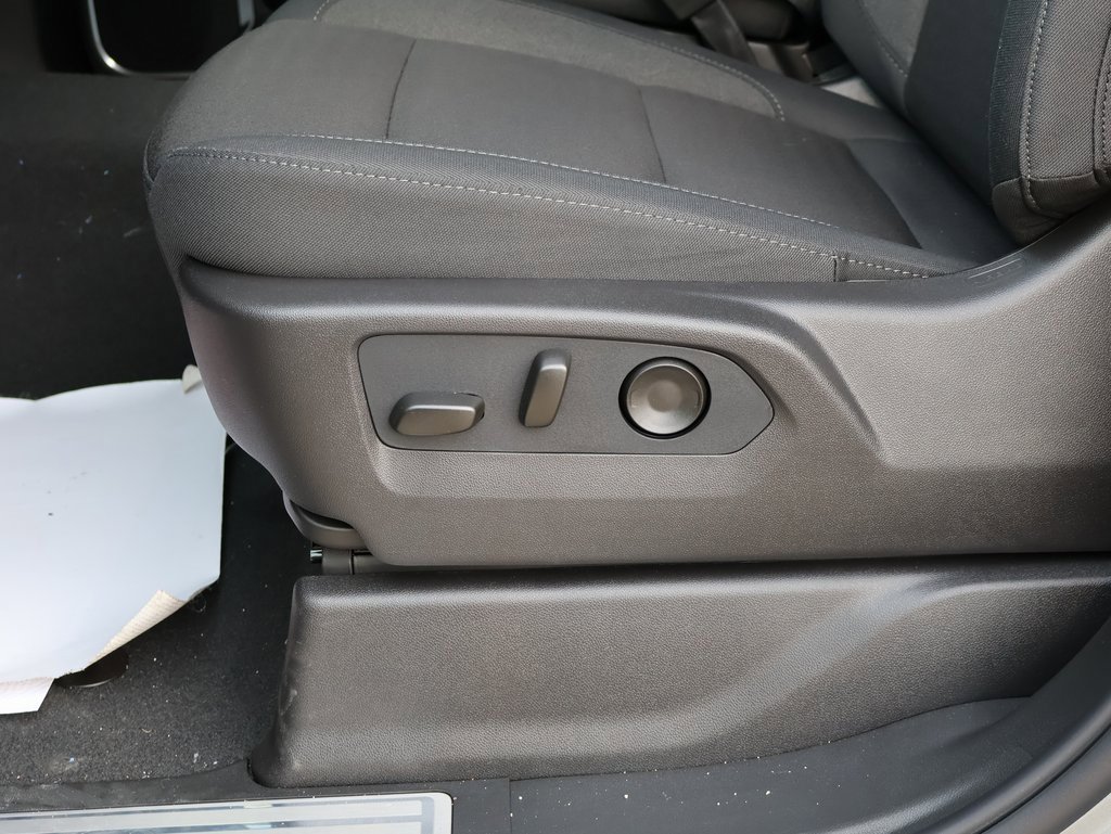 New 2026 Chevrolet Silverado 1500 LT image 14