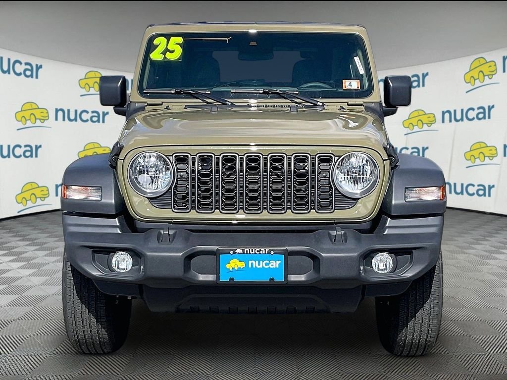 Used 2025 Jeep Wrangler Sport AWD/4WD image 2