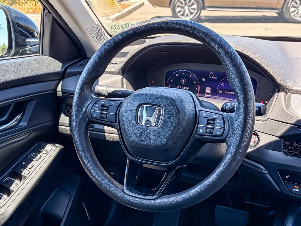 Used 2023 Honda Accord EX image 17