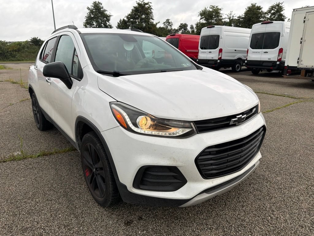 Used 2018 Chevrolet Trax LT w/ Redline Edition AWD/4WD image 4