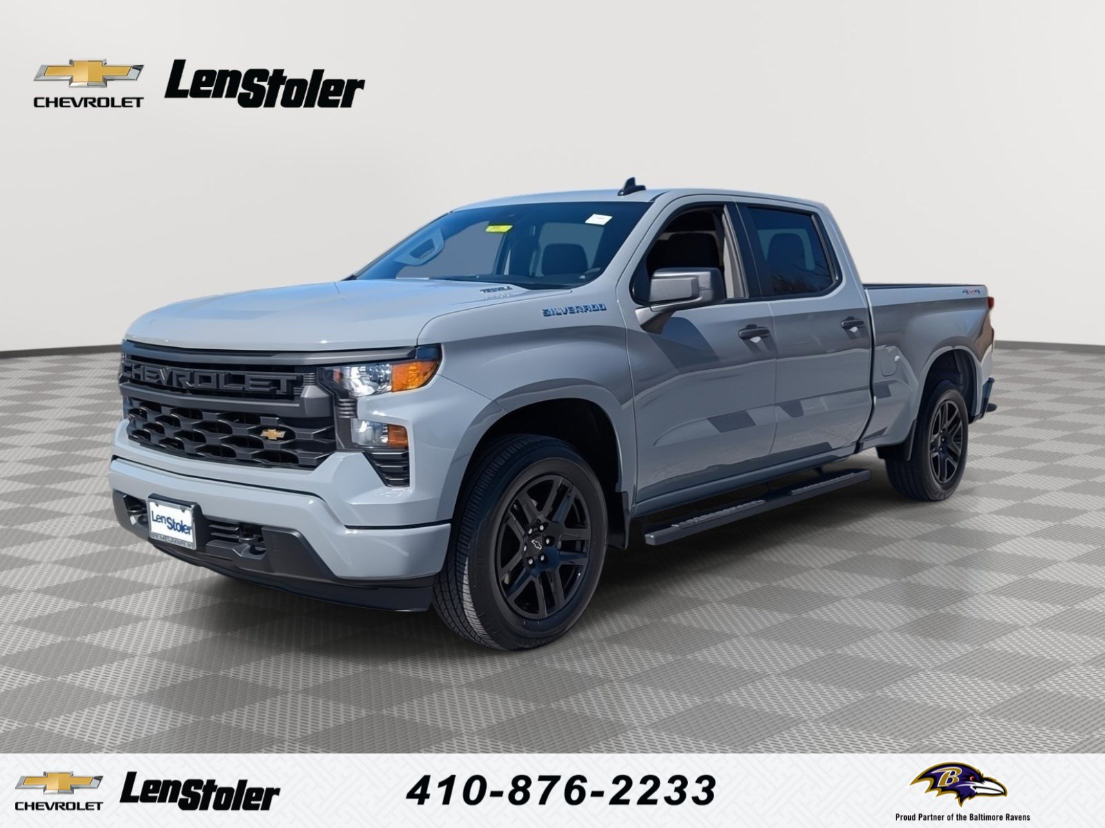 Used 2024 Chevrolet Silverado 1500 Custom image 1