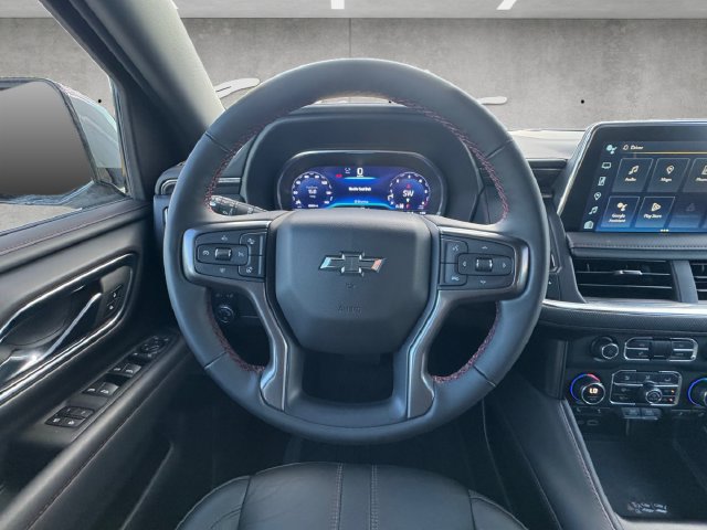 Used 2024 Chevrolet Suburban RST w/ Luxury Package AWD/4WD image 27