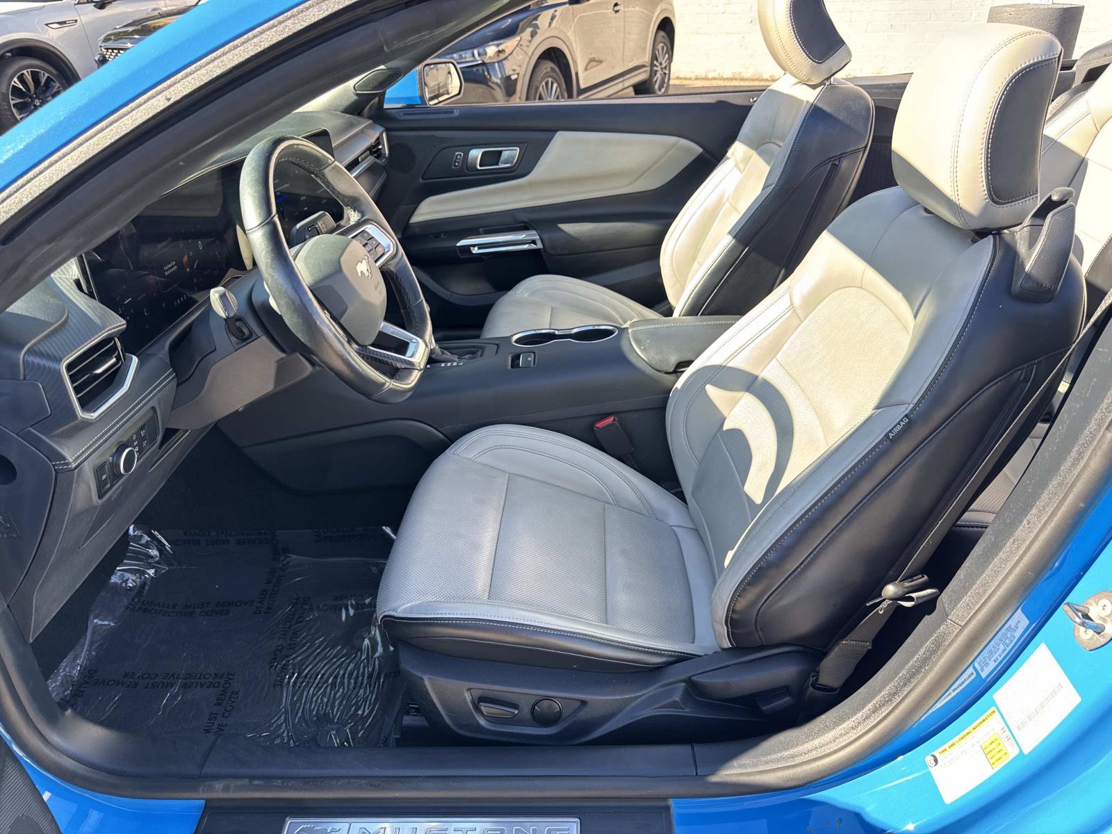 Used 2024 Ford Mustang Premium image 7