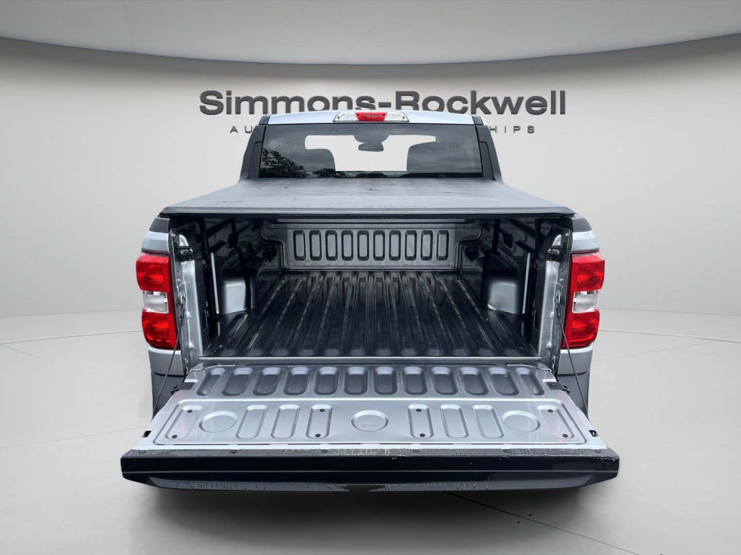 Used 2022 Ford Maverick XL FWD image 9