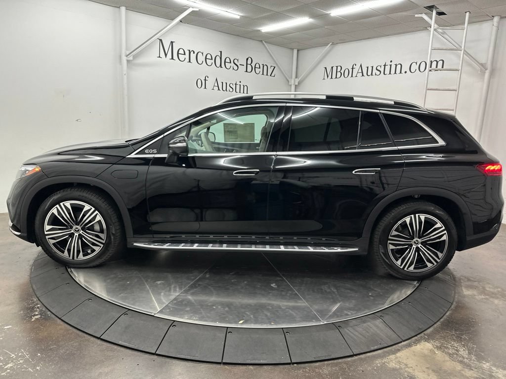 New 2027 Mercedes-Benz EQS 400 4MATIC SUV image 4