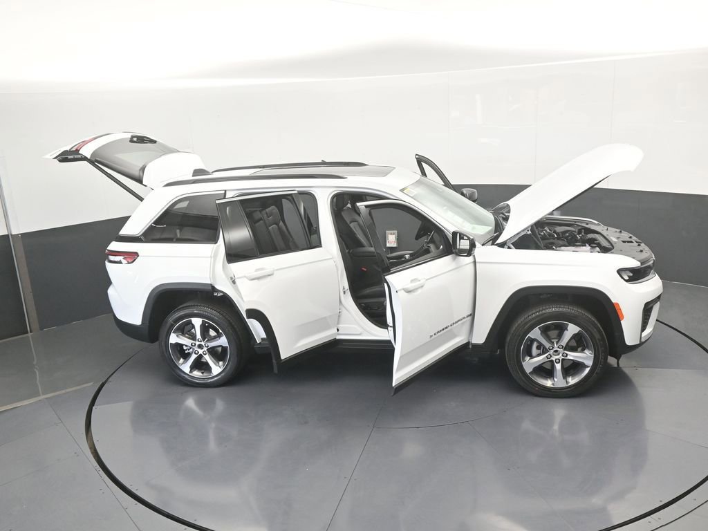 New 2026 Jeep Grand Cherokee Limited RWD image 66