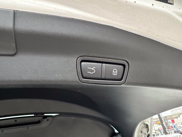 Used 2023 Alfa Romeo Stelvio Ti AWD/4WD image 31