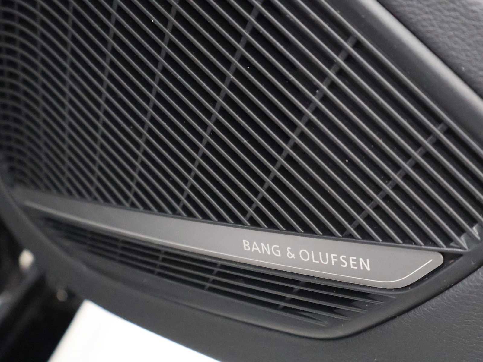 Used 2024 Audi A5 2.0T Premium Plus w/ Premium Plus AWD/4WD image 17