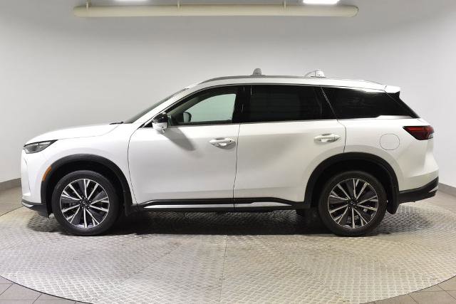 Certified 2026 INFINITI QX60 Luxe w/ Family Package AWD/4WD image 2