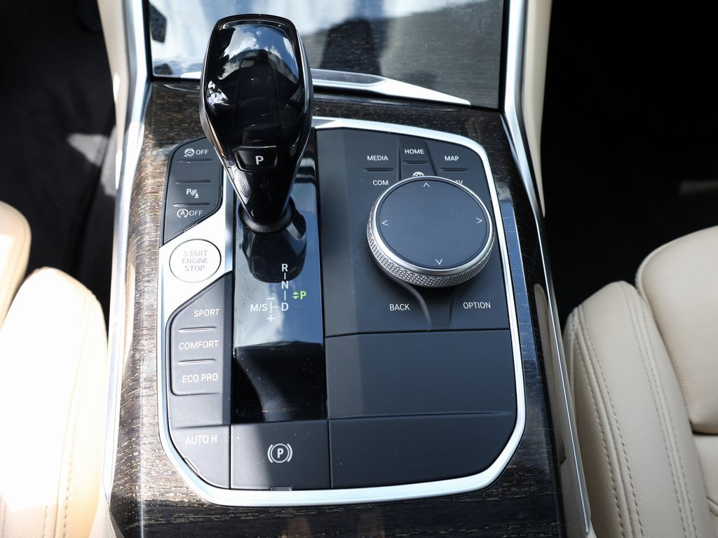 Used 2021 BMW 330i Sedan w/ Convenience Package image 28