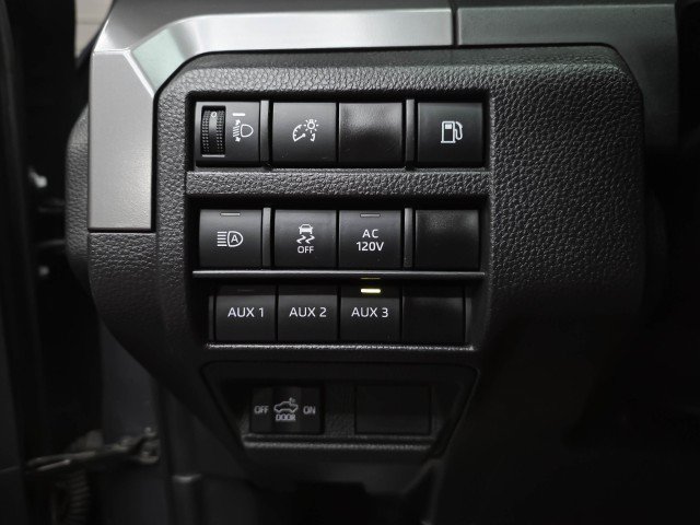 Used 2024 Toyota Tacoma TRD Off-Road w/ TRD Off Road Upgrade Package AWD/4WD image 33