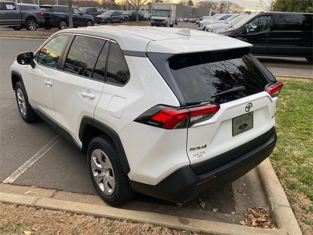 Used 2023 Toyota RAV4 LE image 29