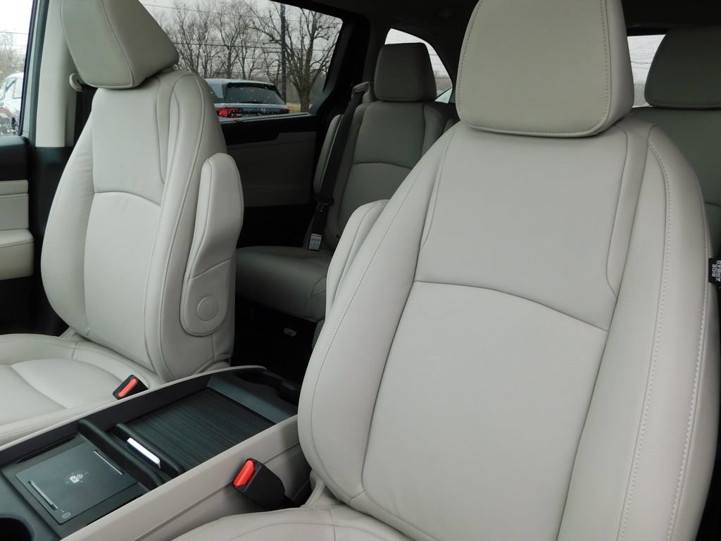 New 2026 Honda Odyssey EX-L image 16