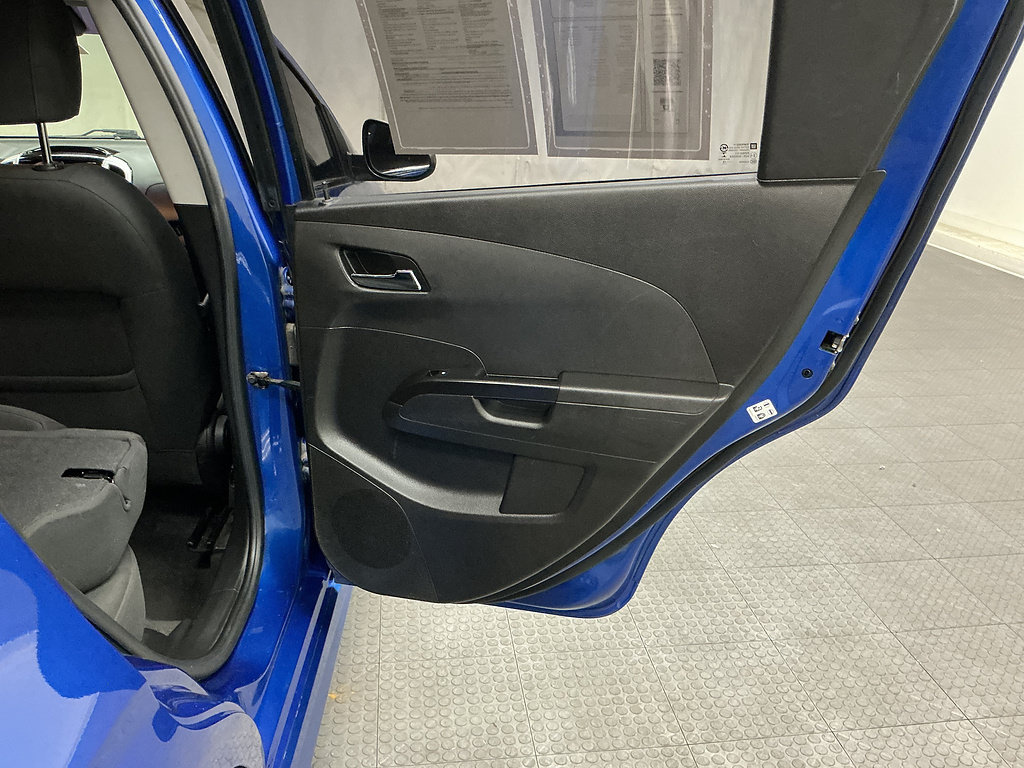 Used 2019 Chevrolet Sonic LT w/ Convenience Package FWD image 29