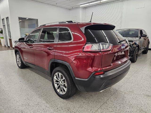 Used 2019 Jeep Cherokee Latitude Plus w/ Comfort/Convenience Group FWD image 6
