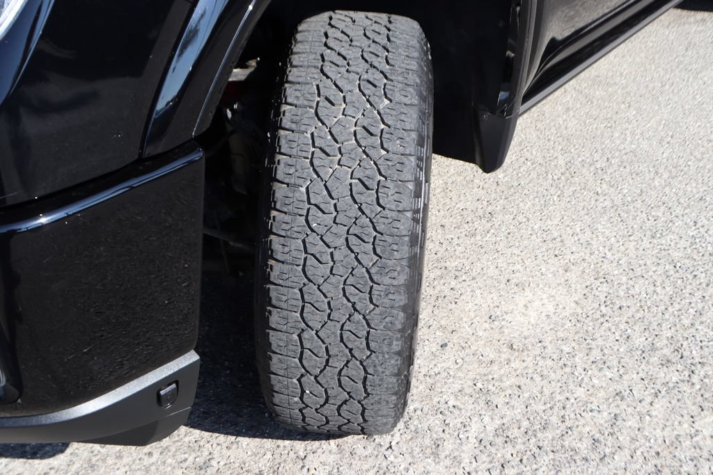 Used 2022 GMC Sierra 3500 Denali AWD/4WD image 47