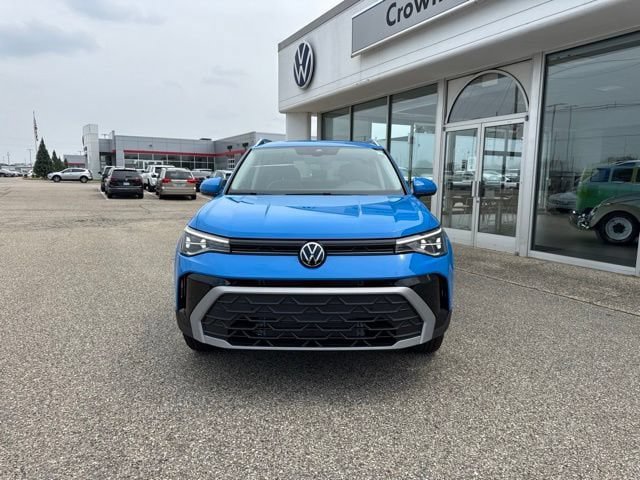 New 2026 Volkswagen Taos SE AWD/4WD image 3