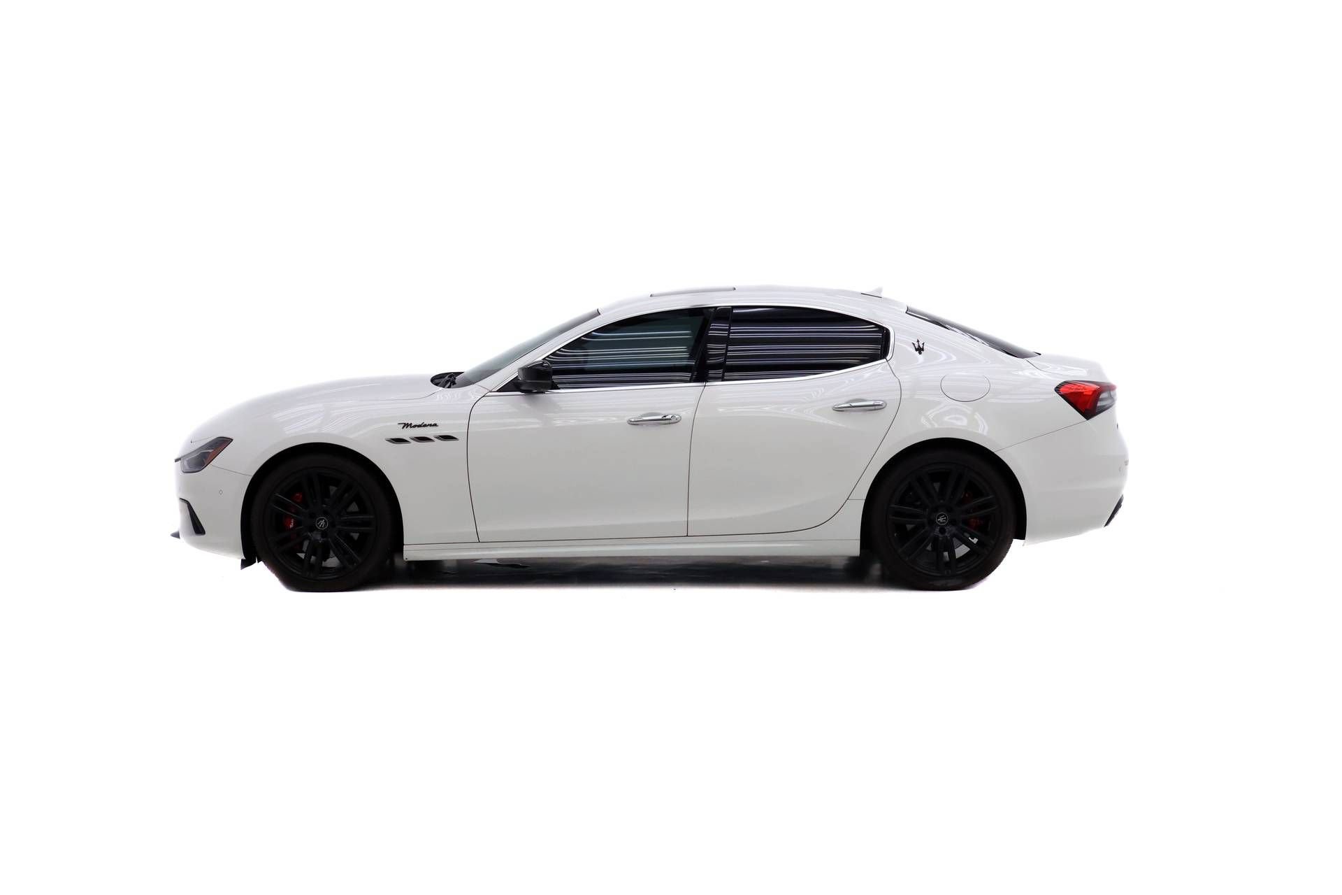 Used 2024 Maserati Ghibli Modena Q4 AWD/4WD image 3