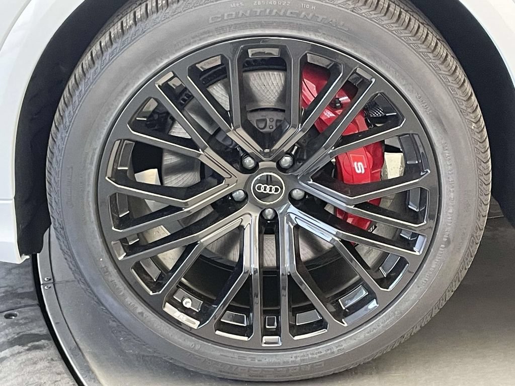 New 2026 Audi SQ8 Premium Plus AWD/4WD image 11