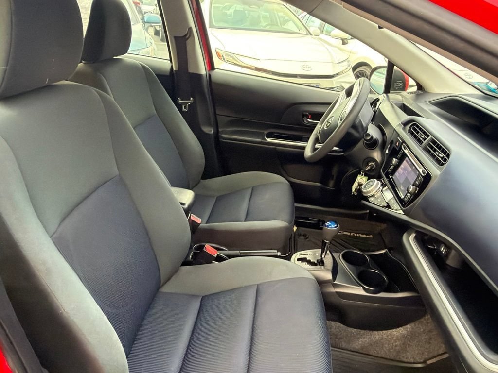 Used 2016 Toyota Prius C Two FWD image 12