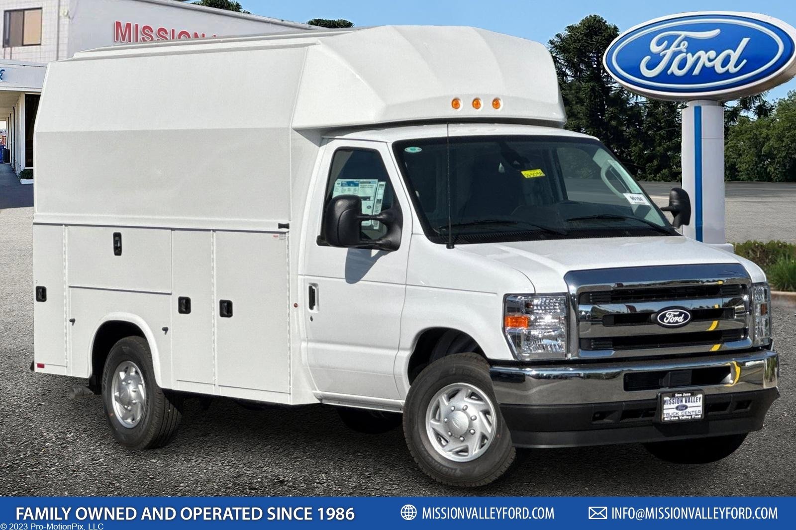 New 2026 Ford E-350 and Econoline 350 Super Duty w/ Power Equipment Group