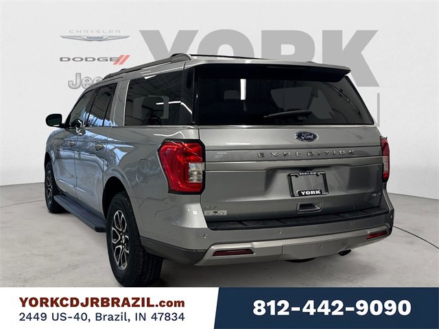 Used 2024 Ford Expedition Max XLT image 3