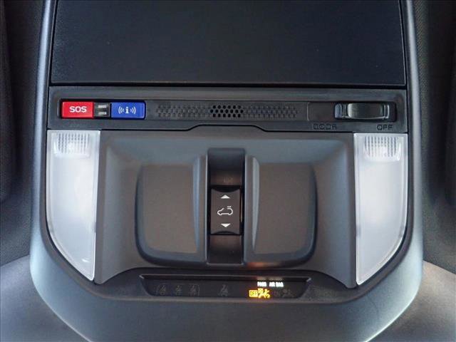 Certified 2025 Subaru Forester Touring w/ Protection Package image 24