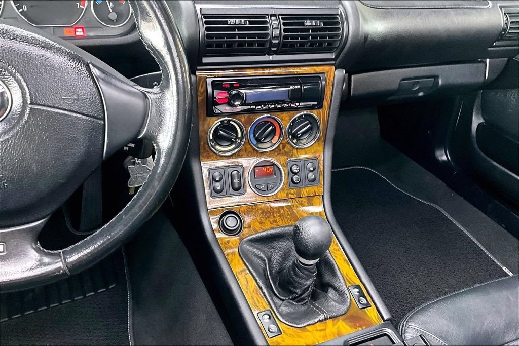 Used 2001 BMW Z3 3.0i RWD image 9