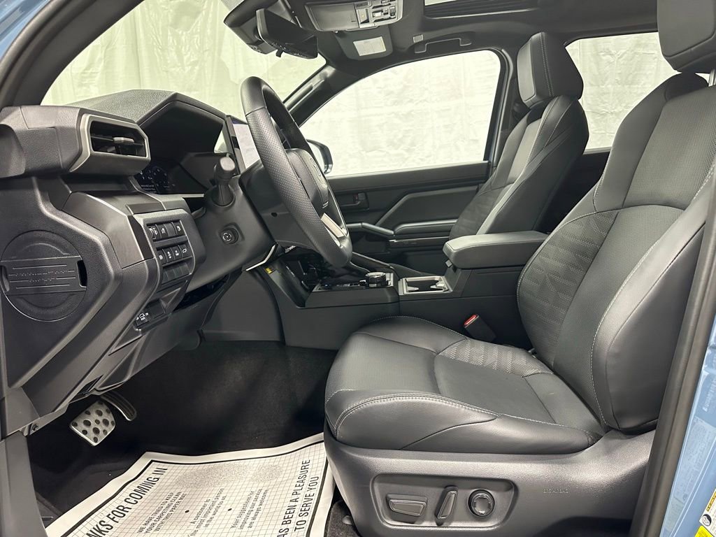 Used 2025 Toyota 4Runner TRD Sport Premium w/ Tow Technology Package image 14