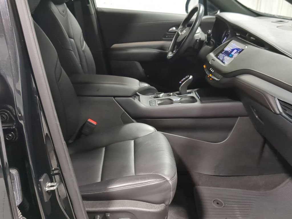 Used 2023 Cadillac XT4 Premium Luxury w/ Cold Weather Package image 35