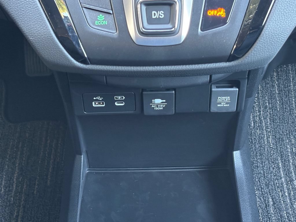 New 2026 Honda Odyssey Touring image 20