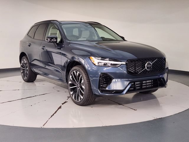 New 2026 Volvo XC60 T8 Ultra w/ Protection Package Premier AWD/4WD image 7