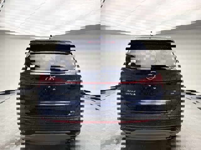 Used 2023 Hyundai Santa Fe SE image 4