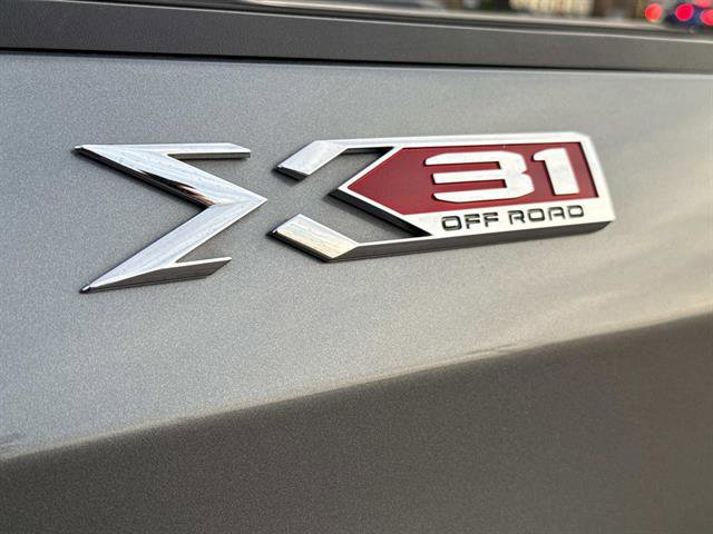 Used 2021 GMC Sierra 1500 SLT w/ SLT Premium Plus Package AWD/4WD image 13