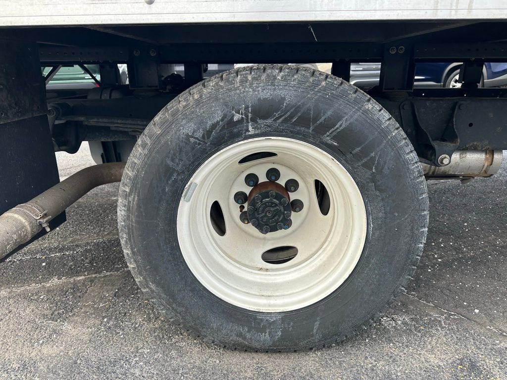 Used 2024 Ford E-350 and Econoline 350 Super Duty image 46