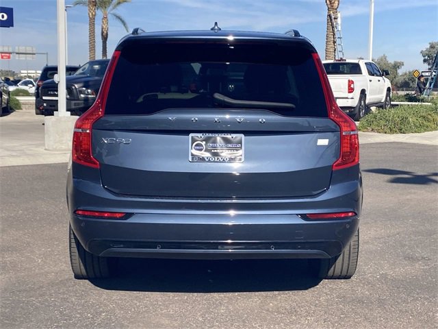 Used 2022 Volvo XC90 T8 R-Design w/ Advanced Package image 8