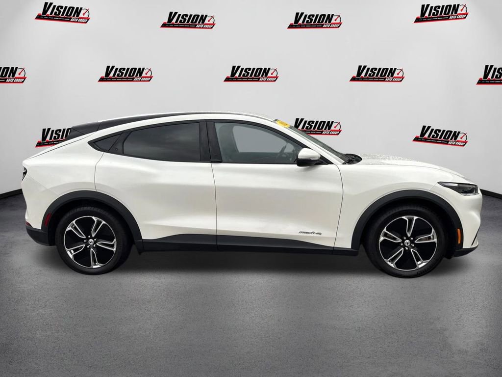 Used 2022 Ford Mustang Mach-E Select image 4