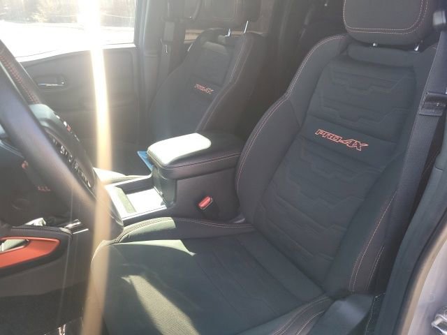 Certified 2025 Nissan Frontier PRO-4X image 23