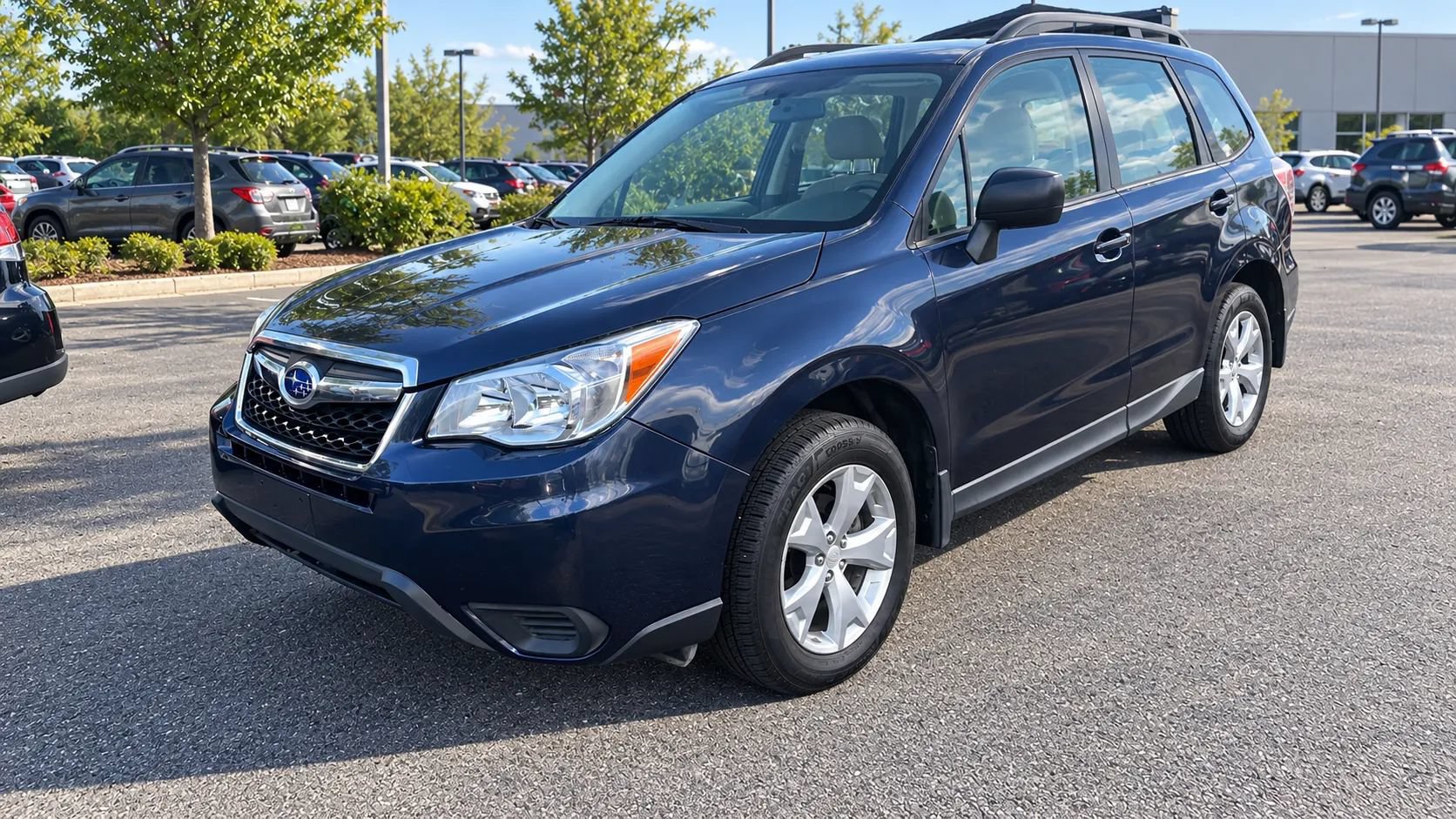 Used 2015 Subaru Forester 2.5i w/ Alloy Wheel Package AWD/4WD image 3