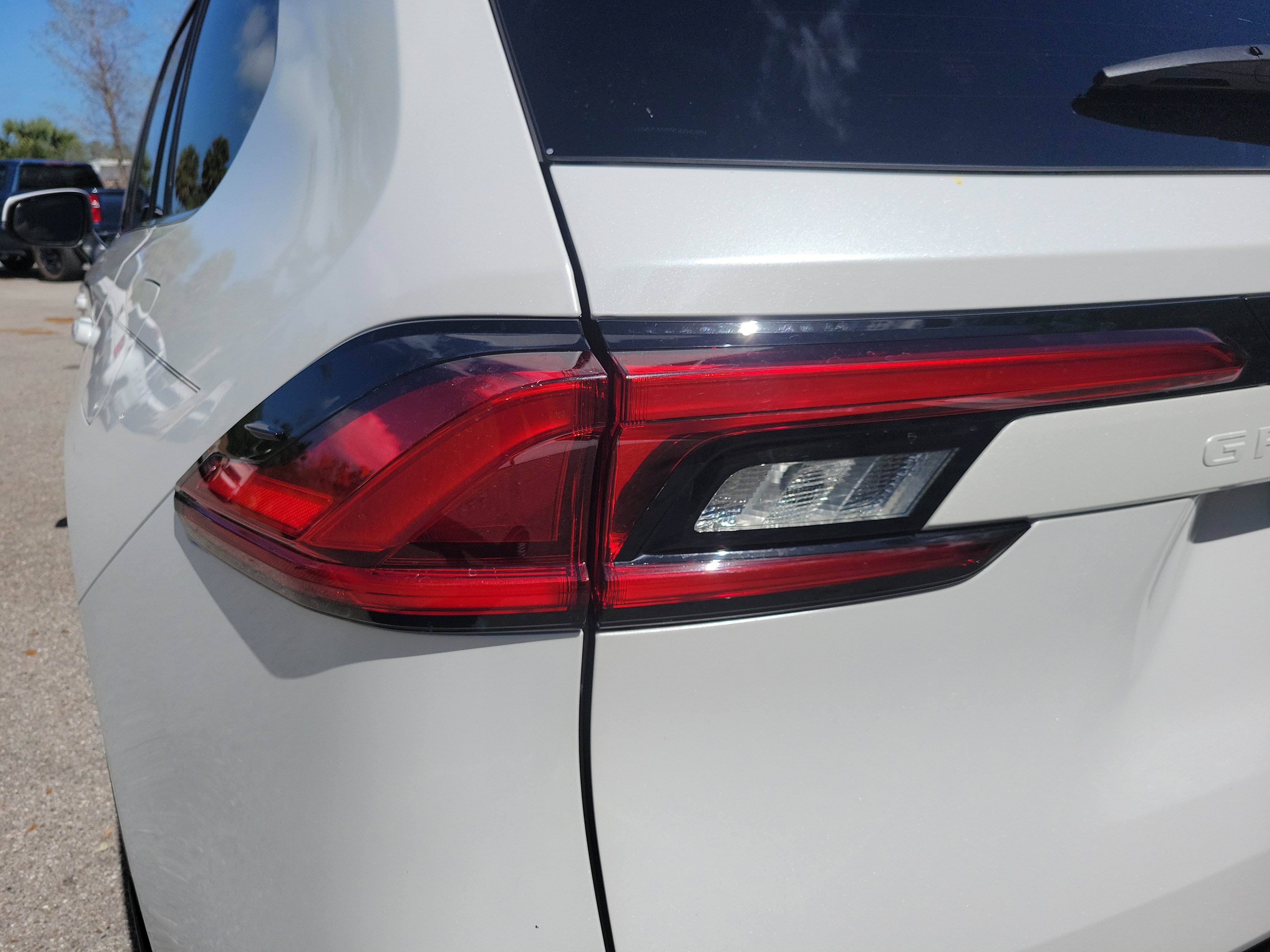 Used 2024 Toyota Grand Highlander Limited image 10