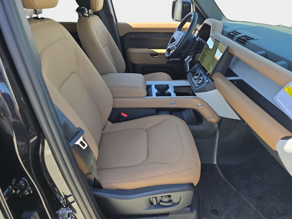 New 2026 Land Rover Defender 110 X-Dynamic SE AWD/4WD image 10