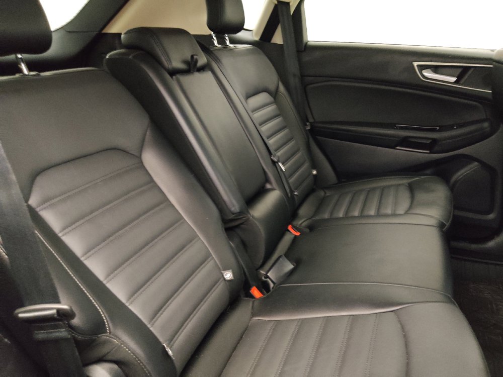 Used 2018 Ford Edge SEL w/ Equipment Group 201A AWD/4WD image 19