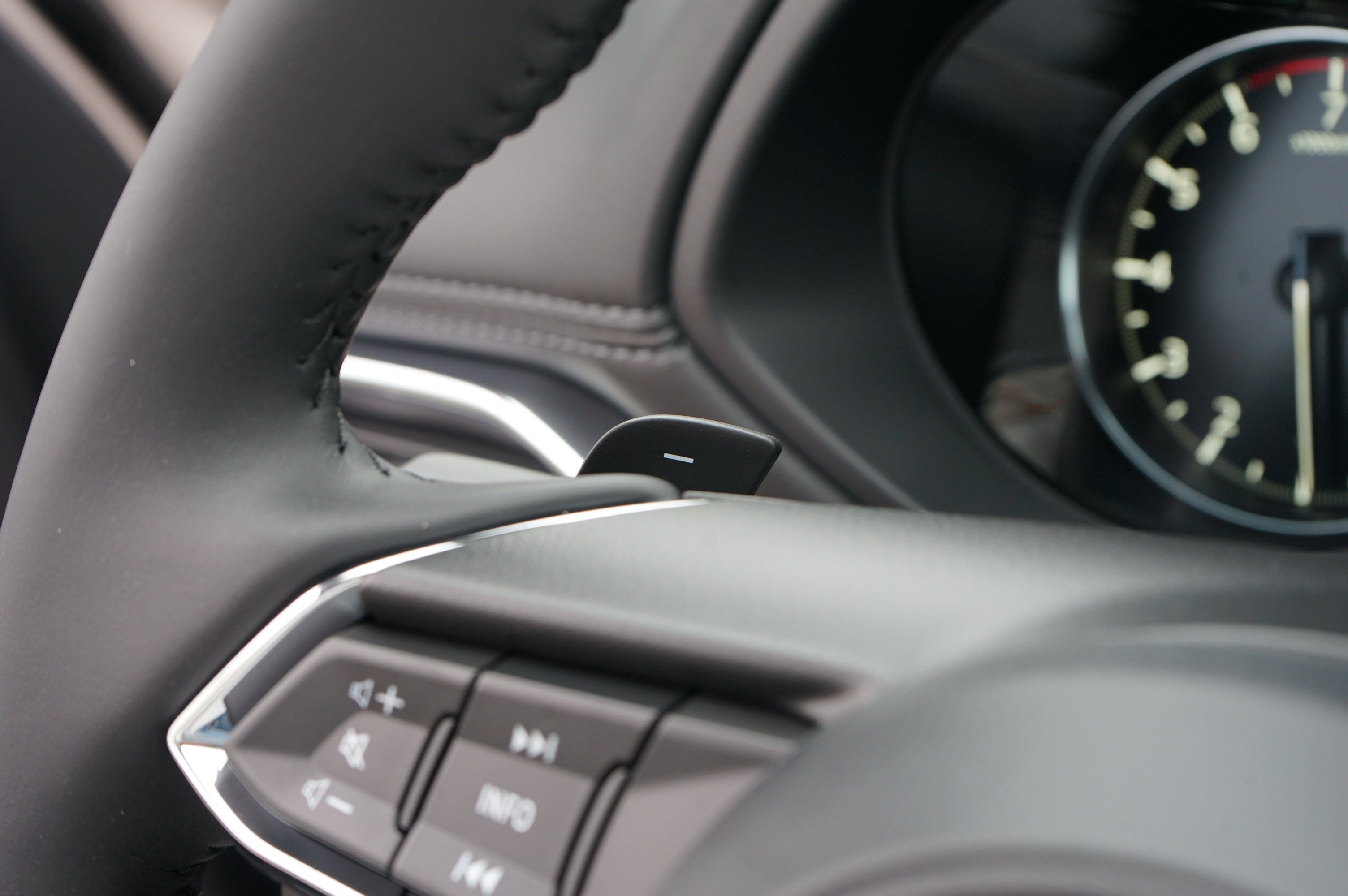 New 2025 MAZDA CX-5 AWD 2.5 S w/ Premium Plus Pkg image 19