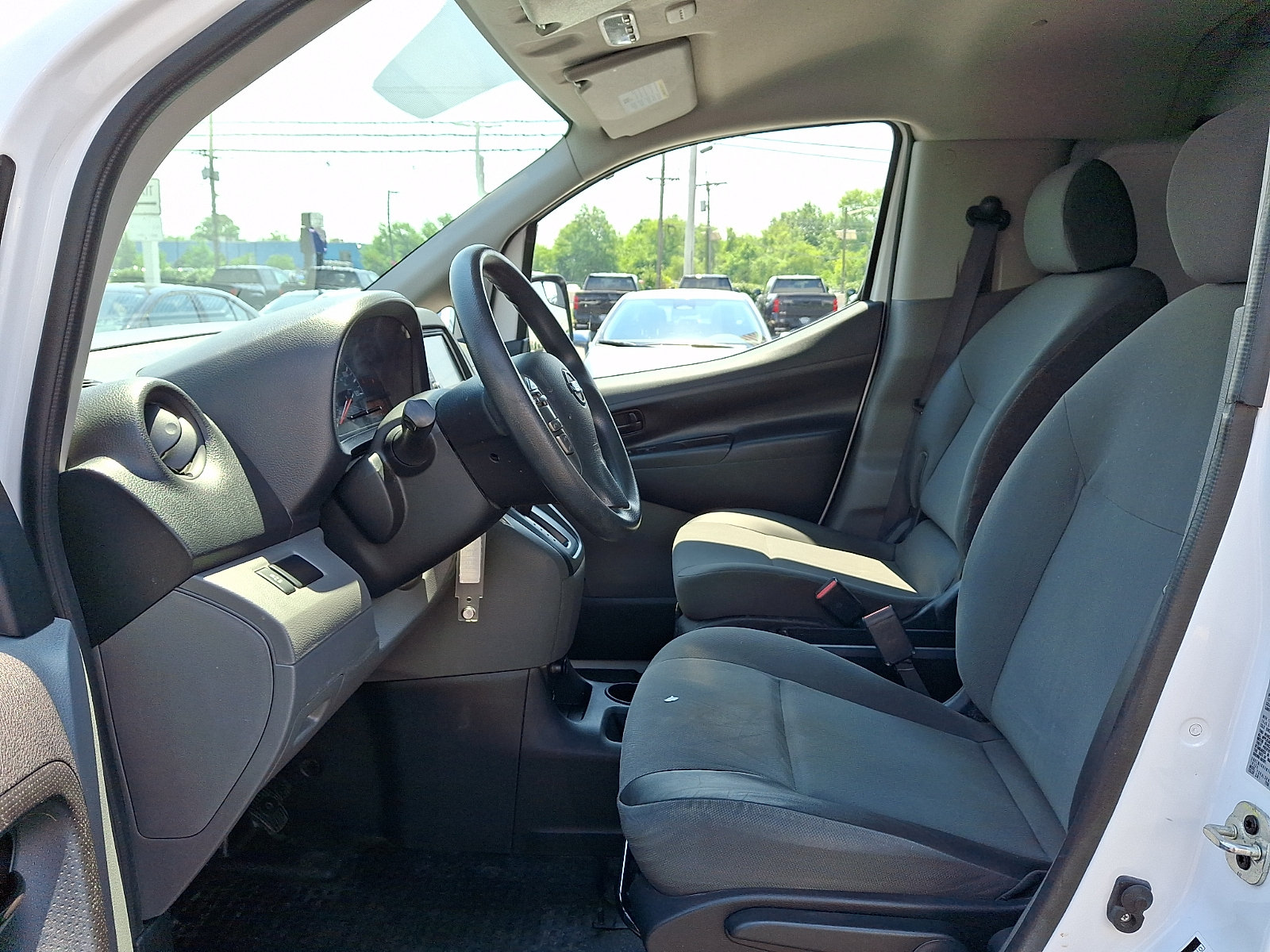Used 2021 Nissan NV200 S FWD image 13