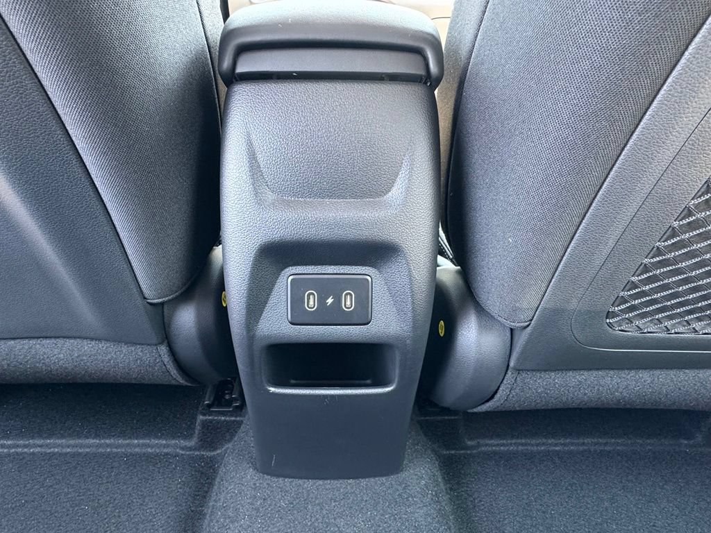 Certified 2026 Hyundai Venue SEL FWD image 12