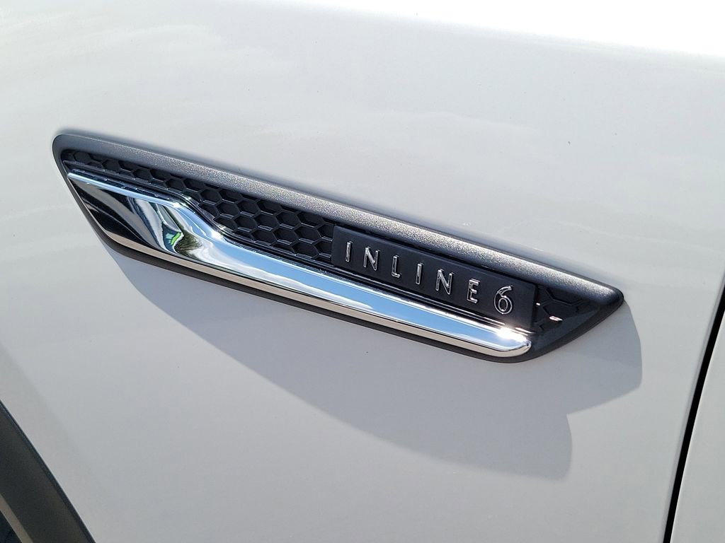 Used 2025 MAZDA CX-90 3.3 Turbo w/ Premium Plus Pkg image 16