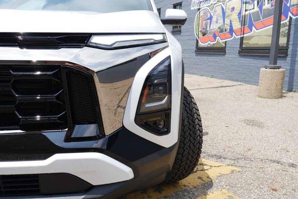 New 2027 Chevrolet Equinox ACTIV w/ Safety and Technology Package AWD/4WD image 3
